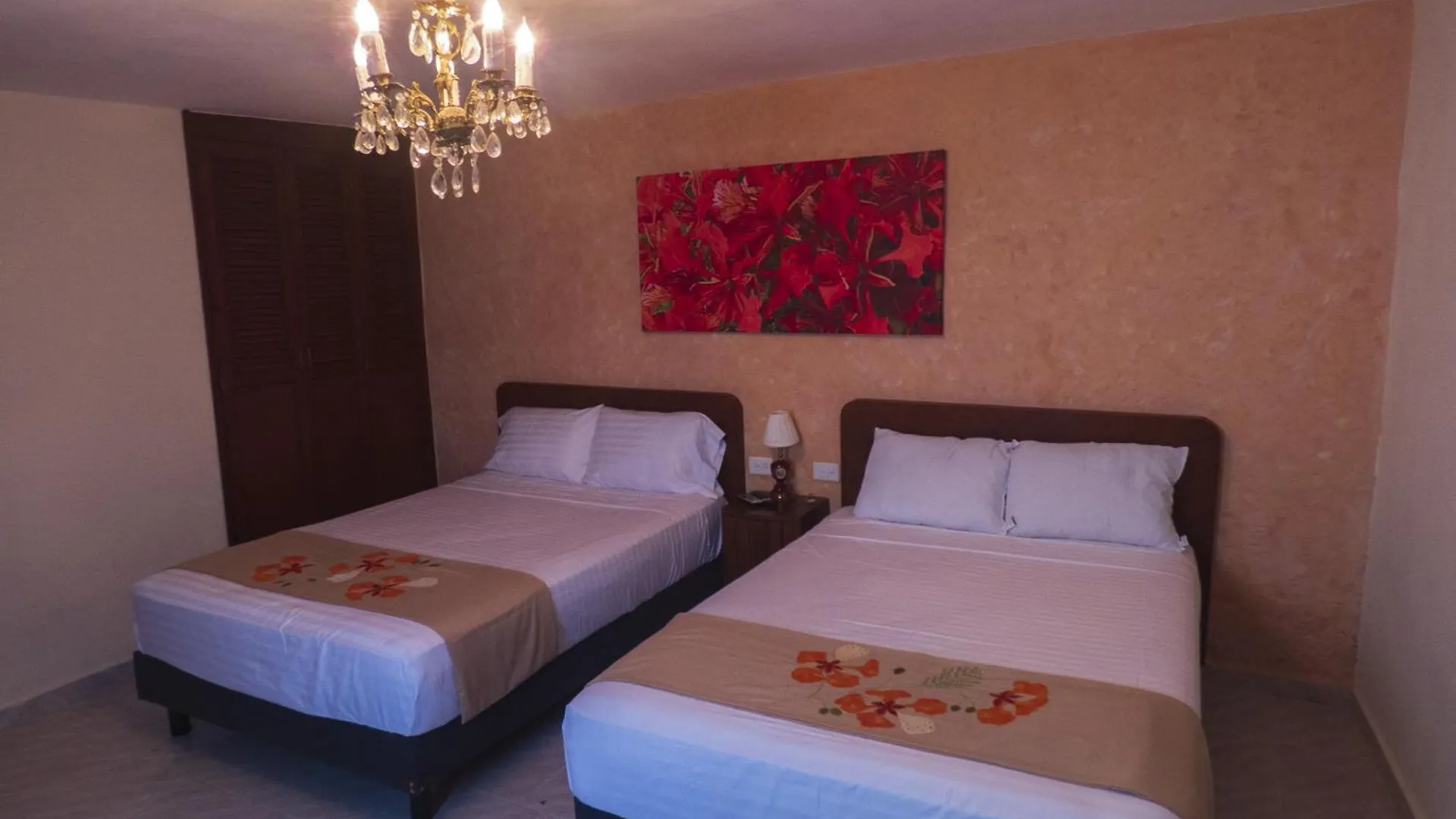 Hotel Boutique Flores Y Gemas Merida