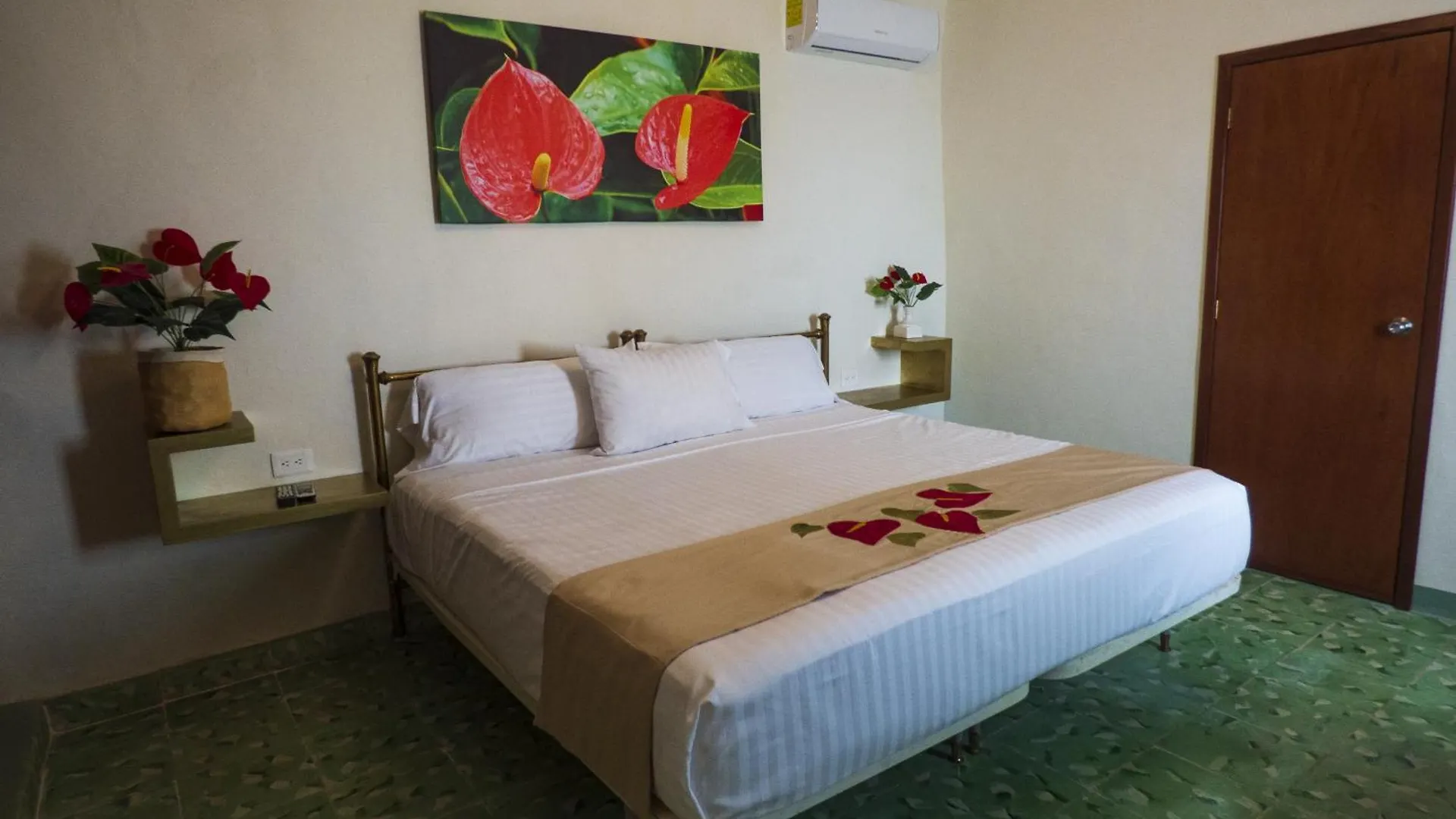 Hotel Boutique Flores Y Gemas Mérida