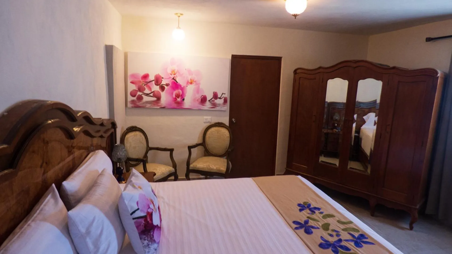 Hotel Boutique Flores Y Gemas Merida