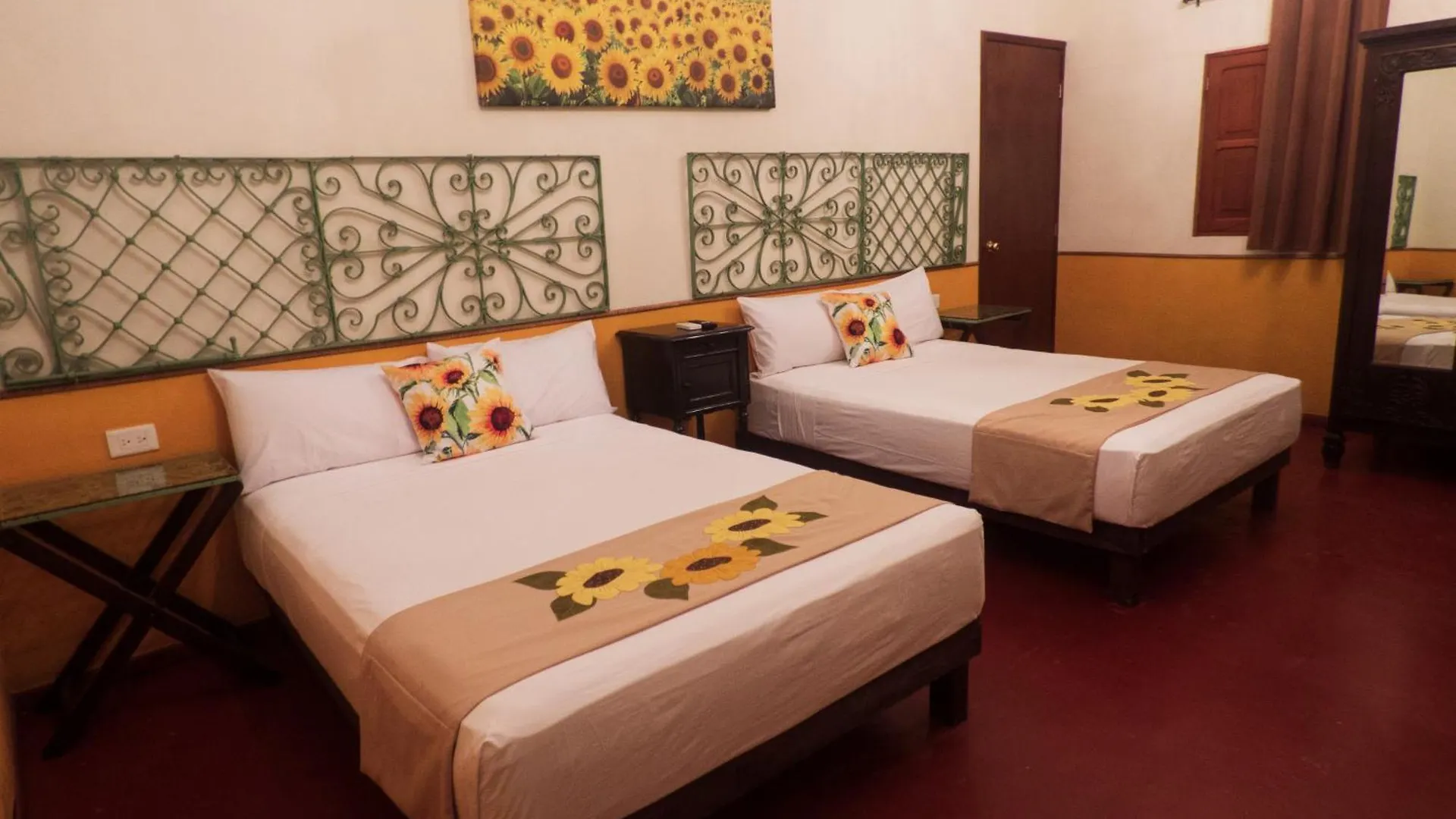 Hotel Boutique Flores Y Gemas Mérida