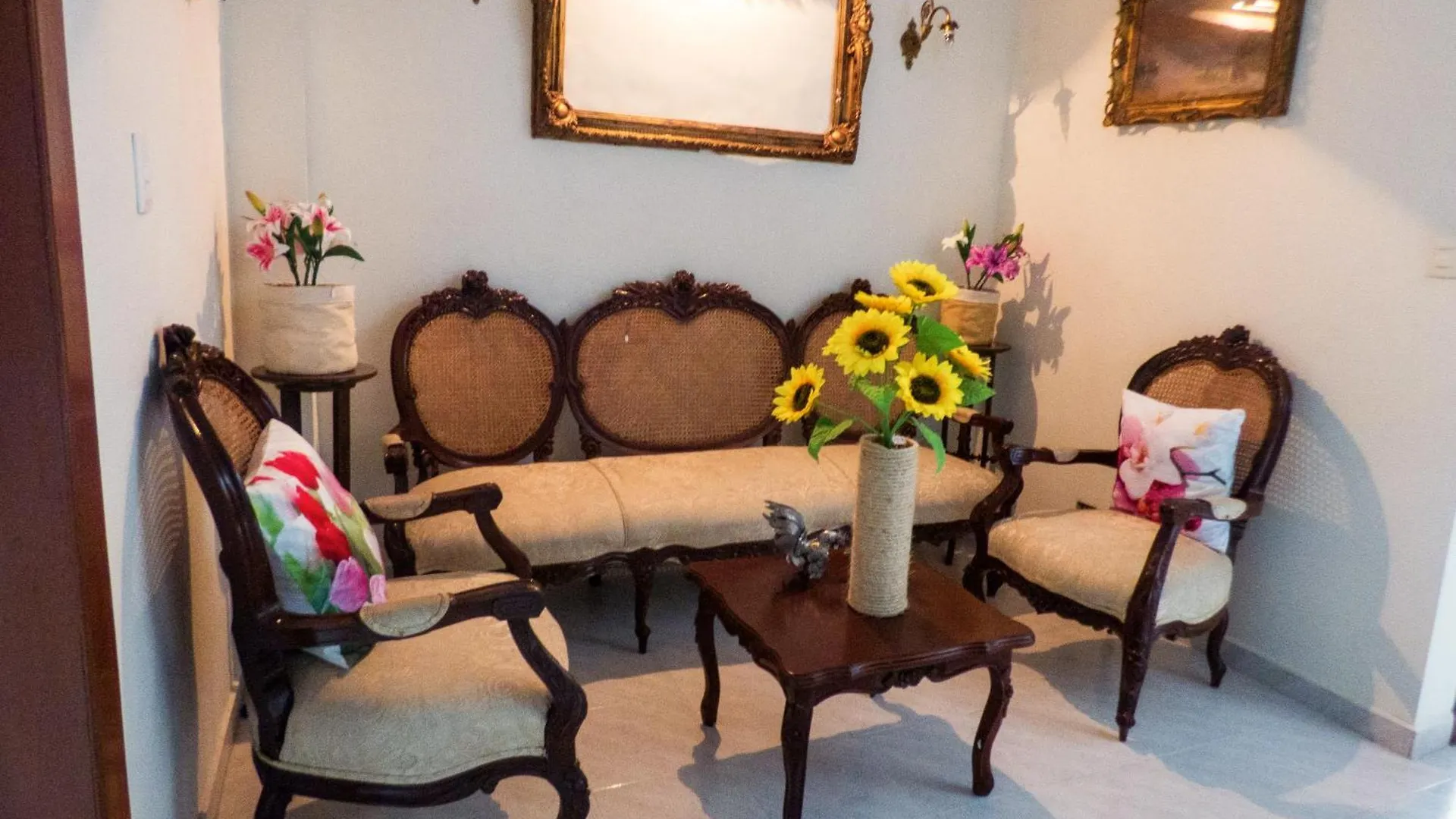 ****  Hotel Boutique Flores Y Gemas Merida Mexico