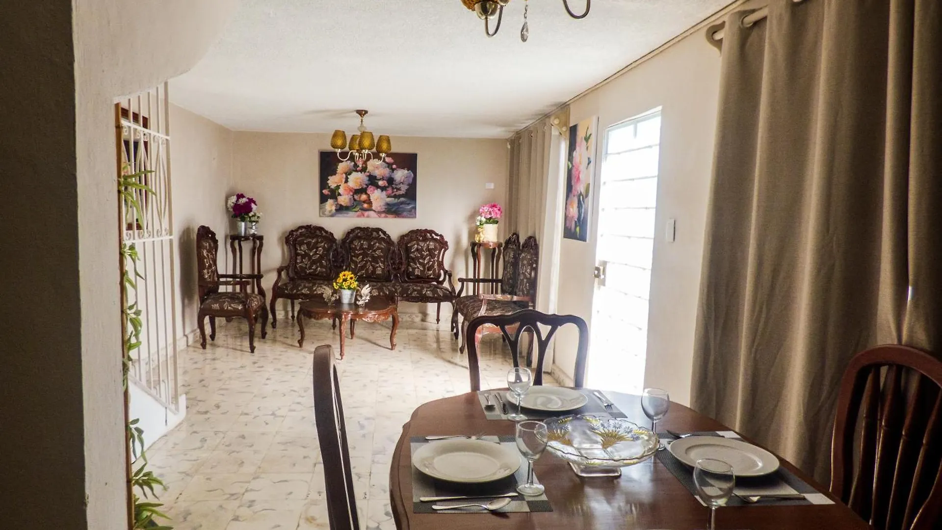 Hotel Boutique Flores Y Gemas Merida 4*,  Mexico