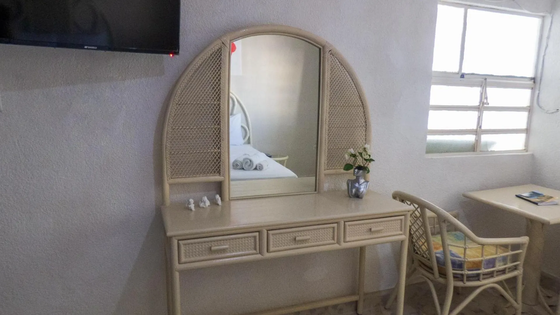 ****  Hotel Boutique Flores Y Gemas Merida Mexico